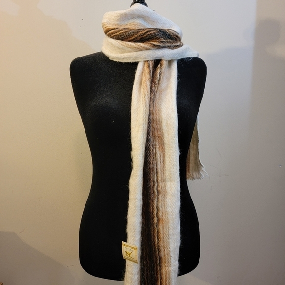 NWT Tejidos Artesanales Alpaca Fringe Scarf - Picture 2 of 5